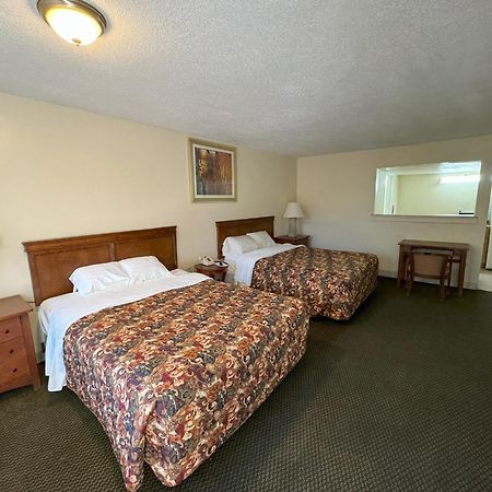 Big Chile Inn & Suites لاس كروسيس، نيومكسيكو المظهر الخارجي الصورة