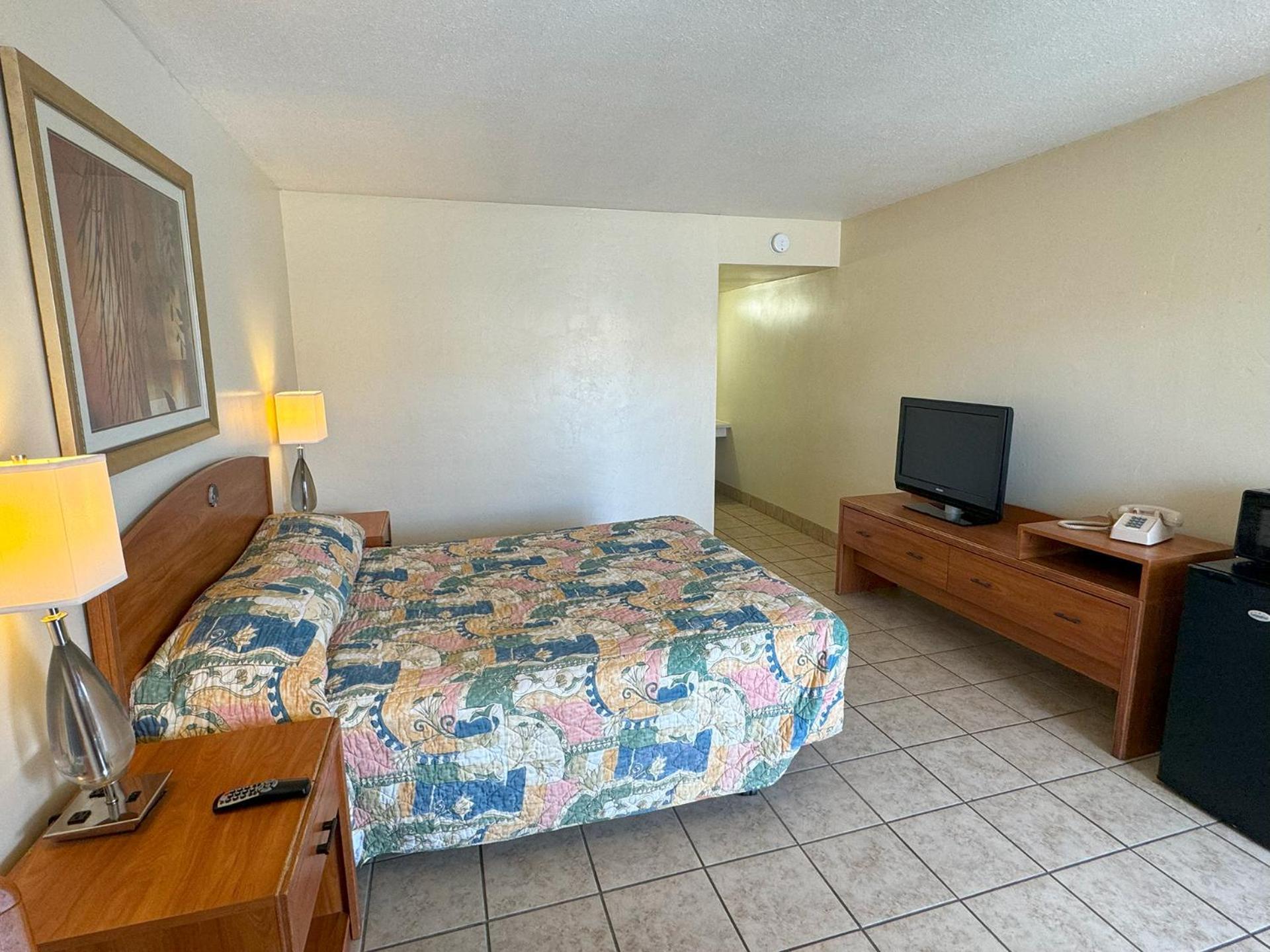 Big Chile Inn & Suites لاس كروسيس، نيومكسيكو المظهر الخارجي الصورة