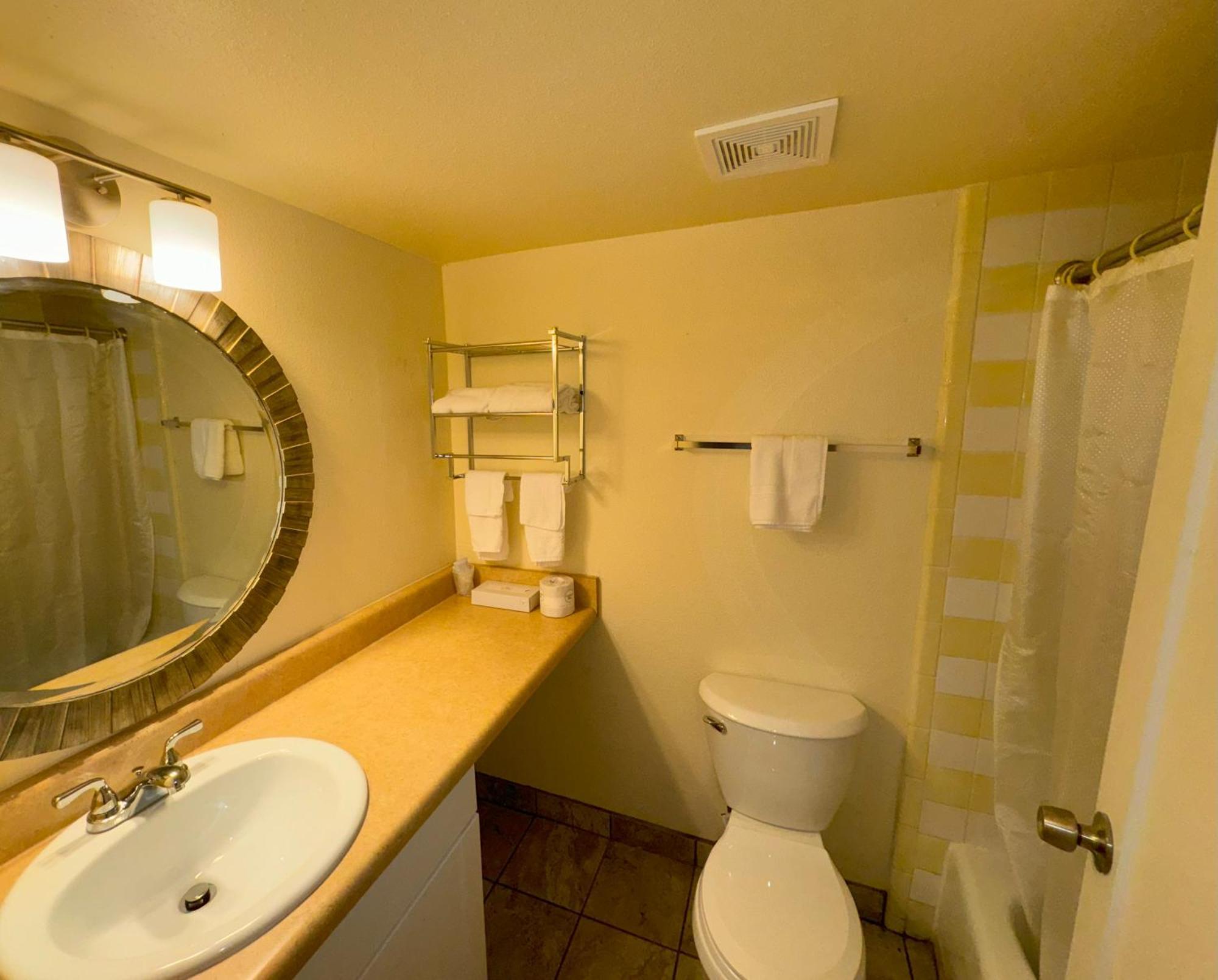 Big Chile Inn & Suites لاس كروسيس، نيومكسيكو المظهر الخارجي الصورة