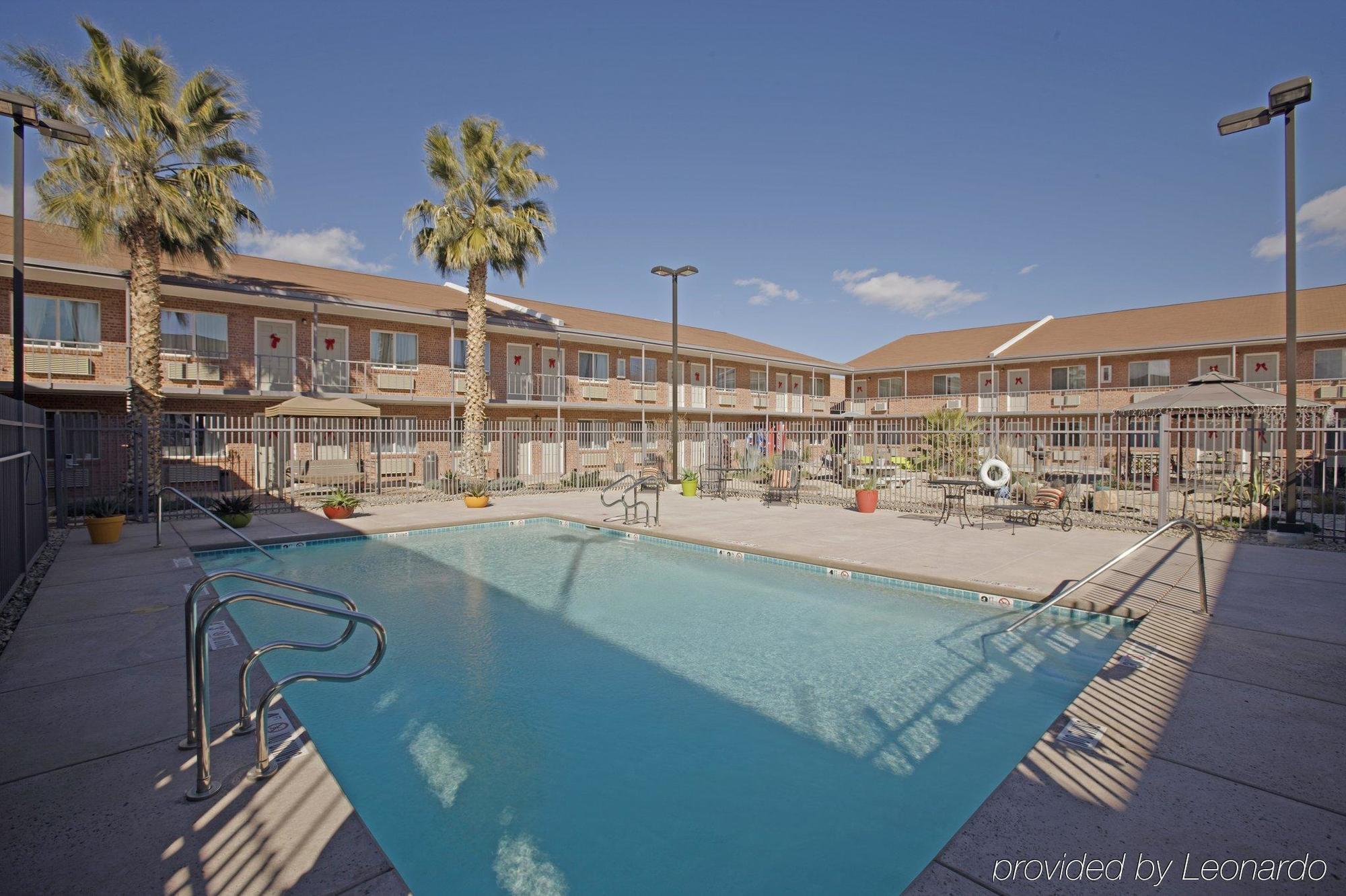 Big Chile Inn & Suites لاس كروسيس، نيومكسيكو المرافق الصورة