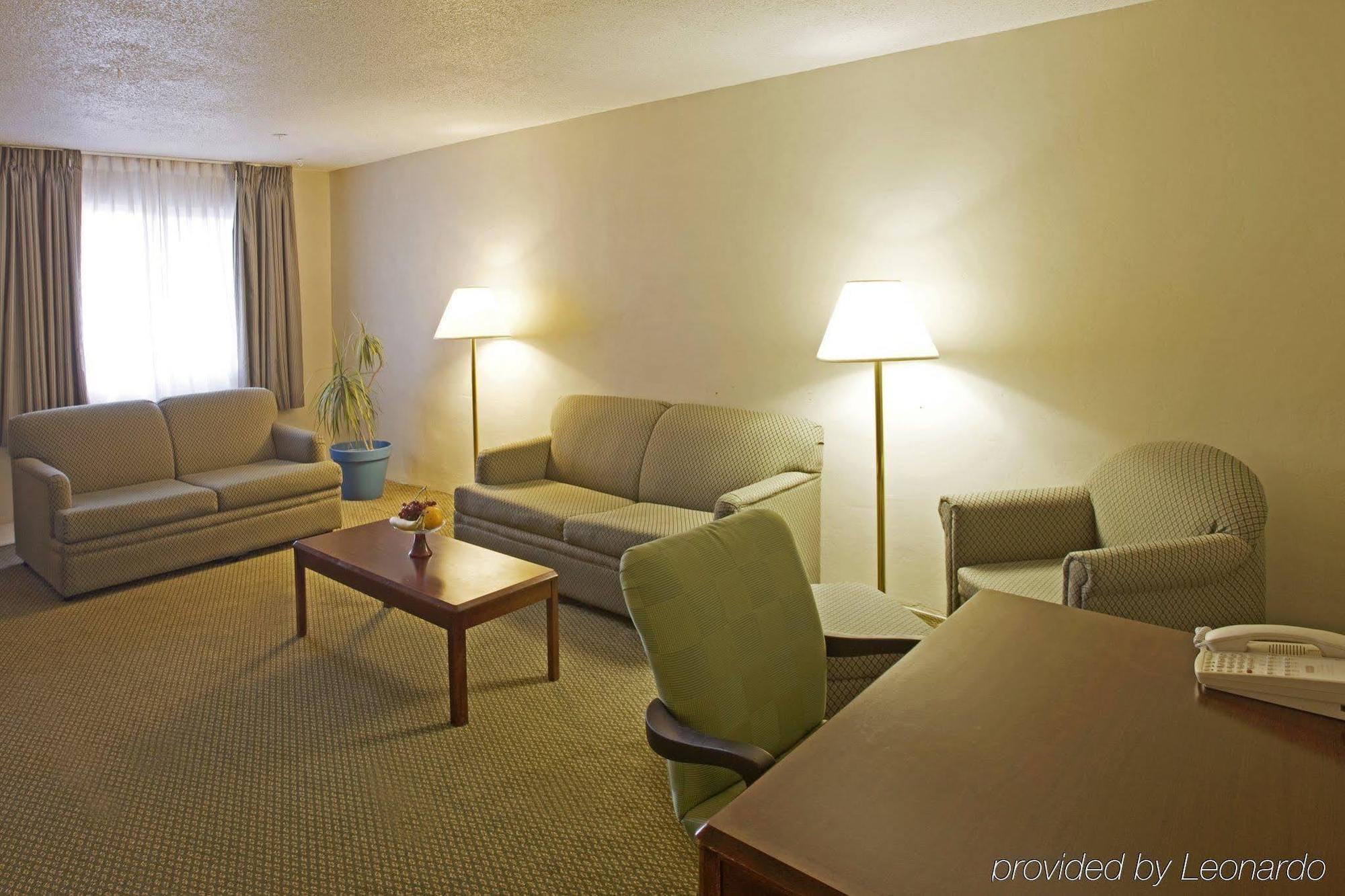 Big Chile Inn & Suites لاس كروسيس، نيومكسيكو الغرفة الصورة