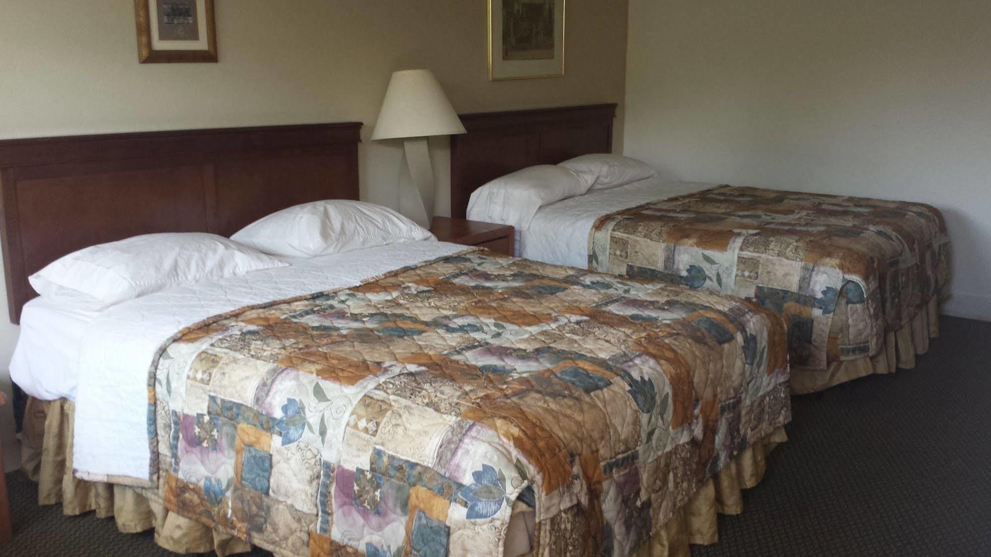 Big Chile Inn & Suites لاس كروسيس، نيومكسيكو المظهر الخارجي الصورة
